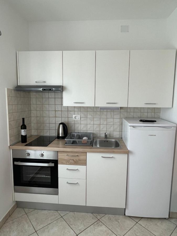 Appartement Accordi Lontani à Nerezine Extérieur photo